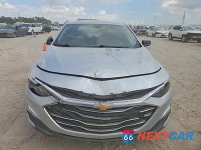 Piąte zdjęcie samochodu w środku: 2019 CHEVROLET MALIBU LS VIN:1G1ZC5ST3KF116658 - miniatura