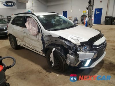 Czwarte zdjęcie samochodu z boku: 2018 MITSUBISHI RVR SE LIMITED VIN:JA4AJ4AW0JU603630 - miniatura