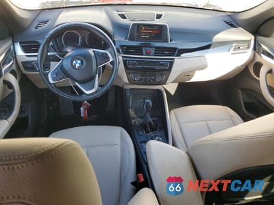 Zdjęcie 8 z 12 samochodu: 2018 BMW X1 XDRIVE28I VIN:WBXHT3C30J5L28575 - miniatura