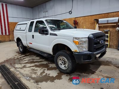 Czwarte zdjęcie samochodu z boku: 2013 FORD F350 SUPER DUTY VIN:1FT7X3B68DEB35345 - miniatura