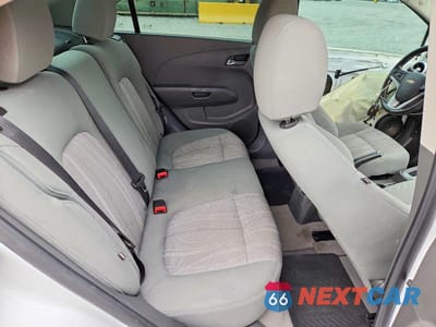 Zdjęcie 10 z 13 samochodu: 2017 CHEVROLET SONIC LT VIN:1G1JD5SH1H4155694 - miniatura