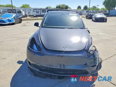 Piąte zdjęcie samochodu w środku: 2024 TESLA MODEL Y VIN:7SAYGDEE7RF014179 - miniatura