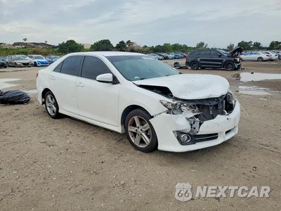 Czwarte zdjęcie samochodu z boku: 2014 TOYOTA CAMRY SE VIN:4T1BF1FK2EU782335 - miniatura