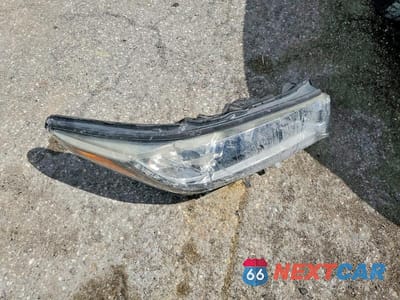 Zdjęcie 13 z 13 samochodu: 2018 TOYOTA HIGHLANDER LIMITED VIN:5TDDZRFH7JS843345 - miniatura