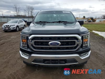 Piąte zdjęcie samochodu w środku: 2022 FORD F150 SUPERCREW VIN:1FTFW1E86NFB03568 - miniatura
