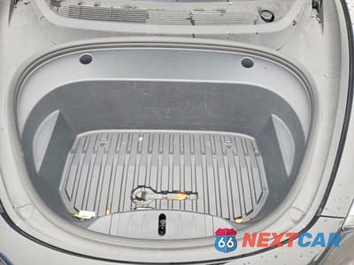 Zdjęcie 11 z 12 samochodu: 2020 TESLA MODEL 3 VIN:5YJ3E1EA2LF796598 - miniatura