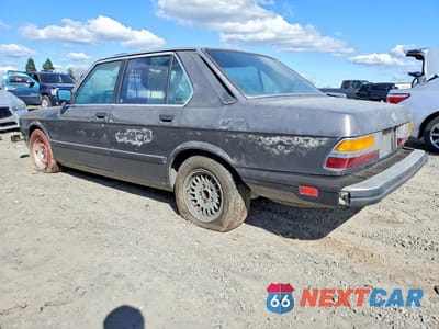 Drugie zdjęcie samochodu z przodu: 1986 BMW 3 SERIES VIN:WBADB7403D1047082 - miniatura