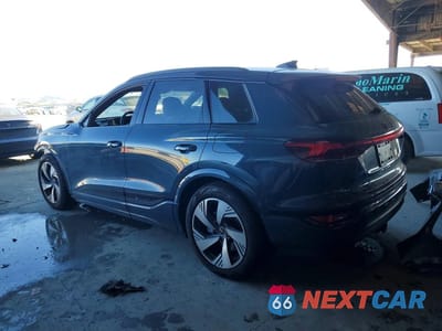 Drugie zdjęcie samochodu z przodu: 2025 AUDI Q6 E-TRON PRESTIGE VIN:WA134BGF1SA063459 - miniatura