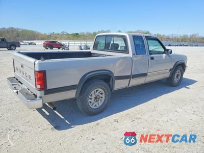 Trzecie zdjęcie samochodu z tyłu: 1992 DODGE DAKOTA VIN:1B7FL23X3NS674340 - miniatura