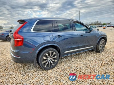 Trzecie zdjęcie samochodu z tyłu: 2023 VOLVO XC90 PLUS VIN:YV4L12PN4P1951553 - miniatura