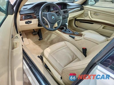 Zdjęcie 8 z 11 samochodu: 2009 BMW 328 XI VIN:WBAWC33559PU84307 - miniatura