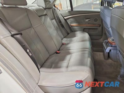 Zdjęcie 10 z 12 samochodu: 2006 BMW 750 I VIN:WBAHL83546DT05516 - miniatura