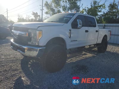 2017 FORD F250 SUPER DUTY 1FT7W2BT3HEB36802 - główne zdjęcie licytacji z USA - miniatura