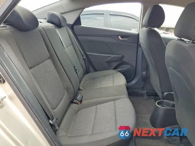 Zdjęcie 10 z 12 samochodu: 2018 HYUNDAI ACCENT SE VIN:3KPC24A39JE035040 - miniatura