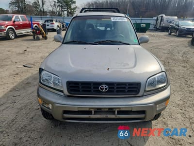 Piąte zdjęcie samochodu w środku: 1999 TOYOTA RAV4 BASE VIN:JT3HP10V3X7141845 - miniatura