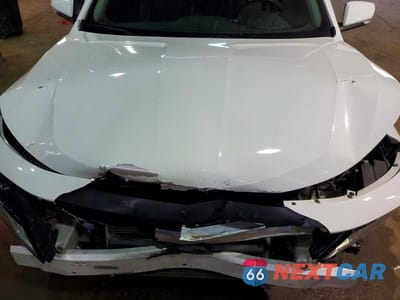 Zdjęcie 11 z 12 samochodu: 2018 CHEVROLET IMPALA LT VIN:2G1105SA0J9124566 - miniatura