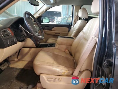 Zdjęcie 7 z 12 samochodu: 2007 CHEVROLET TAHOE K1500 VIN:1GNFK13017R114446 - miniatura