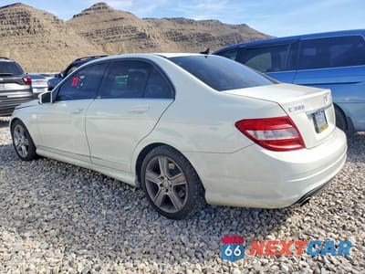 Drugie zdjęcie samochodu z przodu: 2011 MERCEDES-BENZ C 300 4MATIC VIN:WDDGF8BB2BR161464 - miniatura