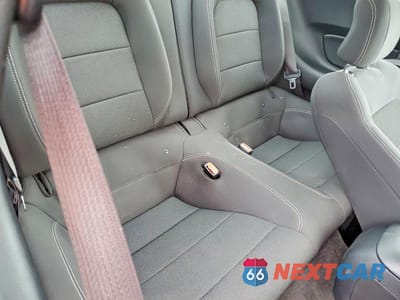 Zdjęcie 10 z 12 samochodu: 2015 FORD MUSTANG VIN:1FA6P8AM6F5324383 - miniatura