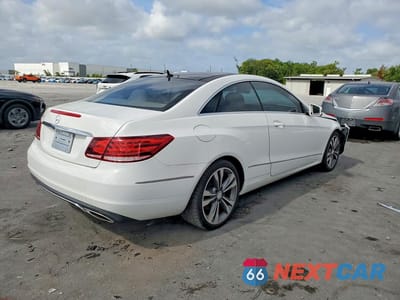 Trzecie zdjęcie samochodu z tyłu: 2017 MERCEDES-BENZ E 400 VIN:WDDKJ6FB1HF360930 - miniatura