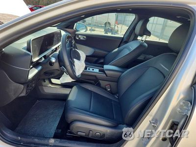 Zdjęcie 7 z 12 samochodu: 2025 HYUNDAI IONIQ 6 SEL VIN:KMHM34AC0SA082670 - miniatura