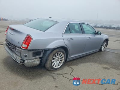 Trzecie zdjęcie samochodu z tyłu: 2014 CHRYSLER 300 VIN:2C3CCAAG4EH212798 - miniatura