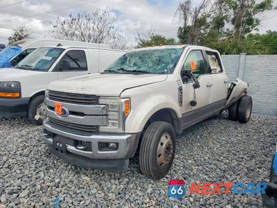 Drugie zdjęcie samochodu z przodu: 2017 FORD F450 SUPER DUTY VIN:1FT8W4DTXHEE40187 - miniatura