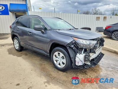 Czwarte zdjęcie samochodu z boku: 2021 TOYOTA RAV4 LE VIN:JTMH1RFV7MD065949 - miniatura