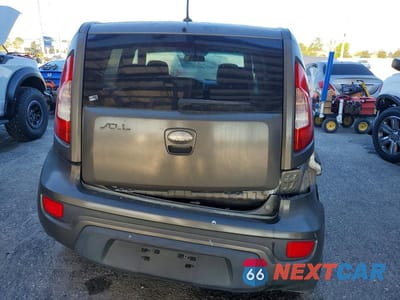 Zdjęcie 6 z 12 samochodu: 2013 KIA SOUL + VIN:KNDJT2A66D7572682 - miniatura