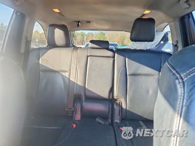 Zdjęcie 10 z 13 samochodu: 2019 TOYOTA HIGHLANDER XLE VIN:5TDJZRFHXKS993356 - miniatura