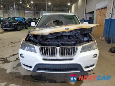 Piąte zdjęcie samochodu w środku: 2011 BMW X3 XDRIVE35I VIN:5UXWX7C53BL735450 - miniatura
