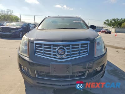 Piąte zdjęcie samochodu w środku: 2015 CADILLAC SRX PERFORMANCE COLLECTION VIN:3GYFNCE33FS529003 - miniatura
