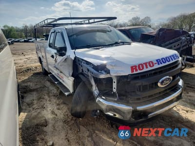 Czwarte zdjęcie samochodu z boku: 2022 FORD F250 SUPER DUTY VIN:1FD7X2A62NEF90782 - miniatura