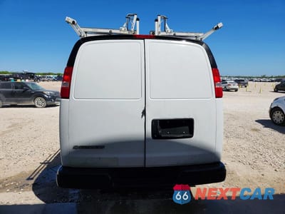 Zdjęcie 6 z 14 samochodu: 2023 CHEV EXPRESS G2500 VIN:1GCWGAFP5P1104603 - miniatura