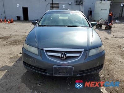 Piąte zdjęcie samochodu w środku: 2004 ACURA TL VIN:19UUA66294A010697 - miniatura