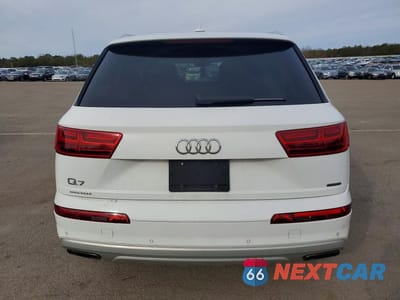 Zdjęcie 6 z 13 samochodu: 2019 AUDI Q7 PREMIUM PLUS VIN:WA1LAAF72KD044415 - miniatura