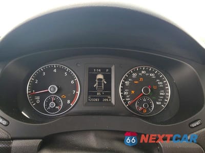 Zdjęcie 9 z 12 samochodu: 2014 VOLKSWAGEN JETTA GLI VIN:3VW4T7AJ1EM292624 - miniatura