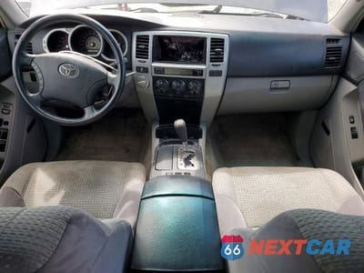 Zdjęcie 8 z 12 samochodu: 2005 TOYOTA 4RUNNER SR5 VIN:JTEBT14R850051313 - miniatura