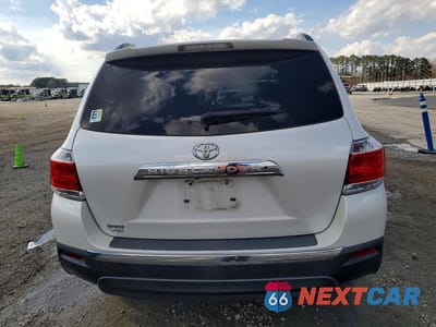 Zdjęcie 6 z 13 samochodu: 2011 TOYOTA HIGHLANDER SE VIN:5TDZK3EH8BS035323 - miniatura
