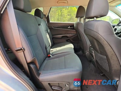 Zdjęcie 11 z 14 samochodu: 2020 KIA SORENTO LX VIN:5XYPG4A37LG660187 - miniatura