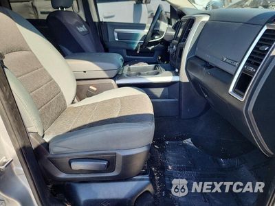 Zdjęcie 7 z 12 samochodu: 2016 RAM 1500 SLT VIN:3C6RR7LTXGG182170 - miniatura