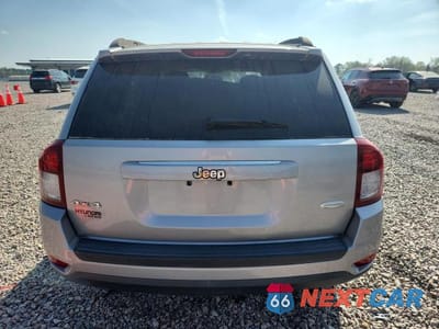 Zdjęcie 6 z 12 samochodu: 2014 JEEP COMPASS LATITUDE VIN:1C4NJDEB6ED788836 - miniatura