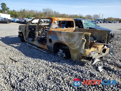 Drugie zdjęcie samochodu z przodu: 2019 CHEVROLET SILVERADO K1500 TRAIL BOSS CUSTOM VIN:3GCPYCEH6KG132542 - miniatura