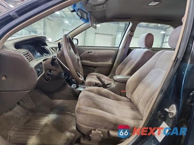 Zdjęcie 7 z 11 samochodu: 1998 TOYOTA CAMRY LE VIN:4T1BG22K5WU857202 - miniatura