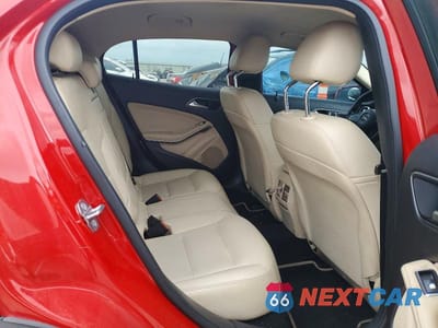 Zdjęcie 10 z 11 samochodu: 2018 MERCEDES-BENZ GLA 250 VIN:WDCTG4EB1JJ479027 - miniatura