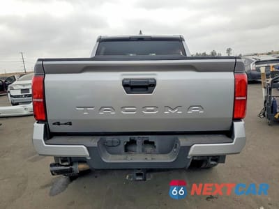 Zdjęcie 6 z 12 samochodu: 2024 TOYOTA TACOMA TRD OFF-ROAD VIN:3TMLB5JN8RM063596 - miniatura