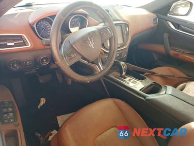 Zdjęcie 8 z 12 samochodu: 2016 MASERATI GHIBLI VIN:ZAM57XSA9G1173810 - miniatura