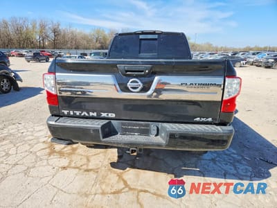 Zdjęcie 6 z 12 samochodu: 2016 NISSAN TITAN XD PLATINUM RESERVE VIN:1N6BA1F47GN504352 - miniatura