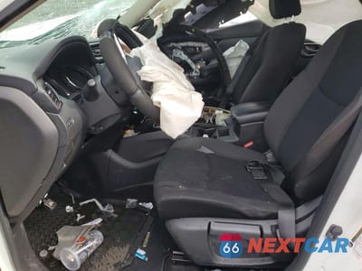 Zdjęcie 7 z 13 samochodu: 2017 NISSAN ROGUE SPORT S VIN:JN1BJ1CP9HW019775 - miniatura