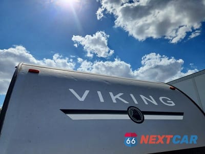Zdjęcie 9 z 10 samochodu: 2020 FOREST RIVER VIKING TOWABLE CAMPER VIN:5ZT2VWRB5LJ125722 - miniatura